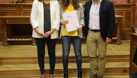 Catalina Cladera, presidenta del Consell; Maria Ramon, batlessa i Jaume Alzamora, conseller insular de Desenvolupament Local